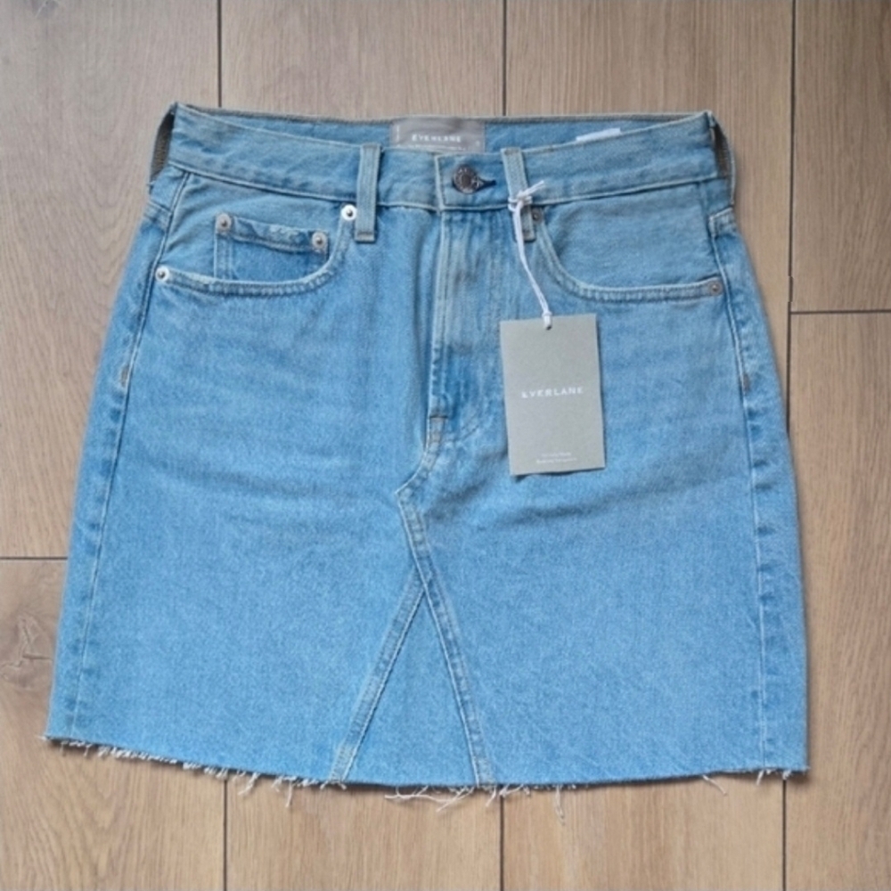 NWT Everlane The Reconstructed Denim Skirt – Vintage Light Blue SZ 25